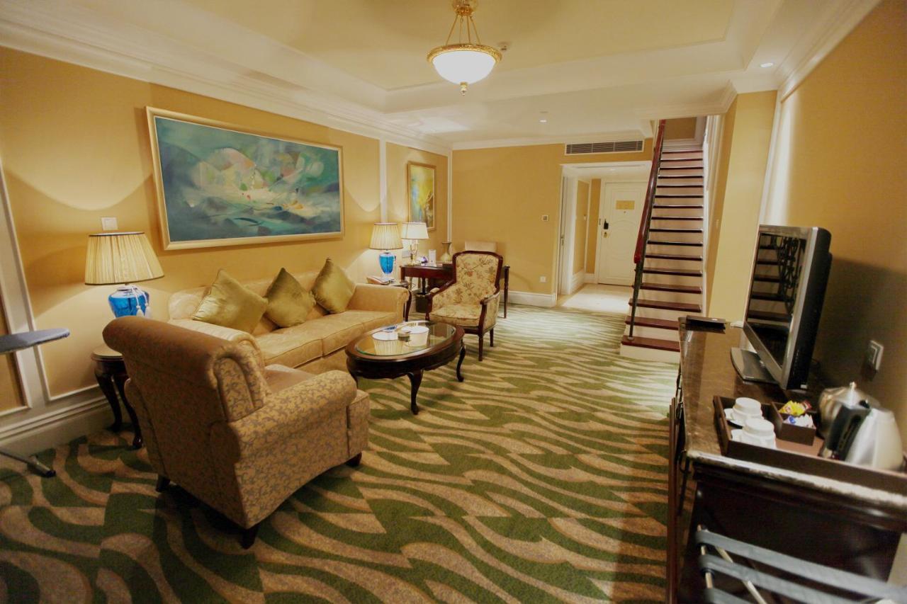 Crowne Plaza Ocean Spring Resort By Ihg Jimo Exterior foto